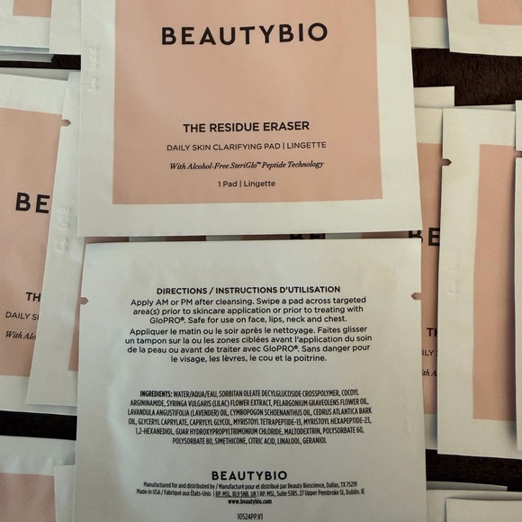 Vera Bradley Frannie Crossbody Bundle w/ 30 BeautyBio The Radiance Eraser Sets - Picture 4 of 8